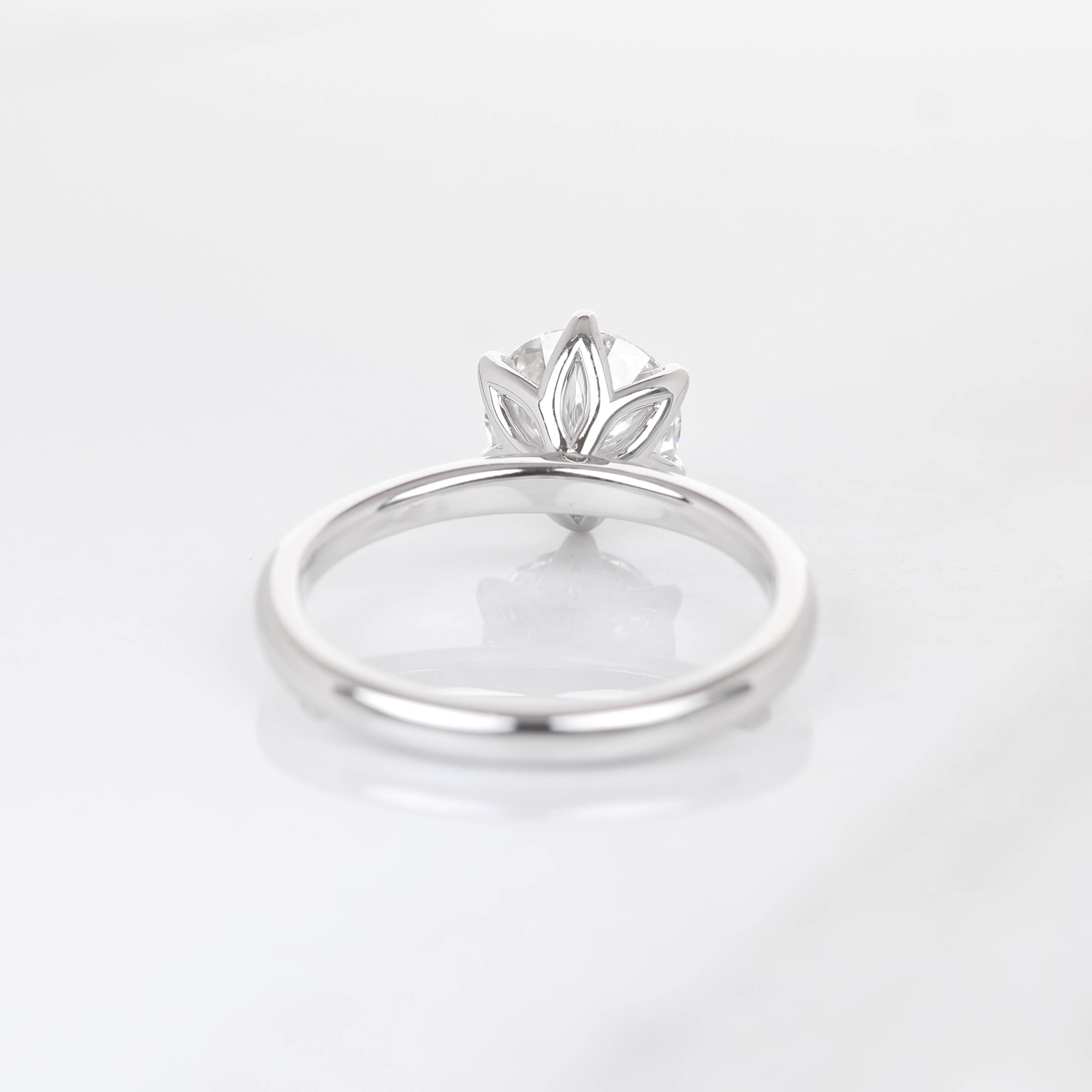 Hedwig 1.50-carat White Gold