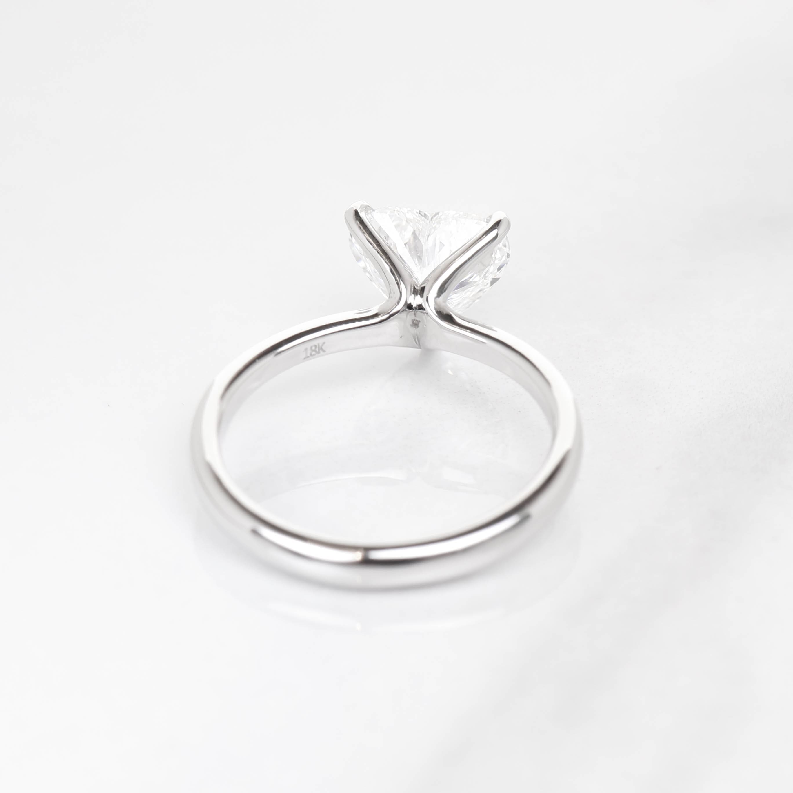 Iago Heart 2-carat White Gold