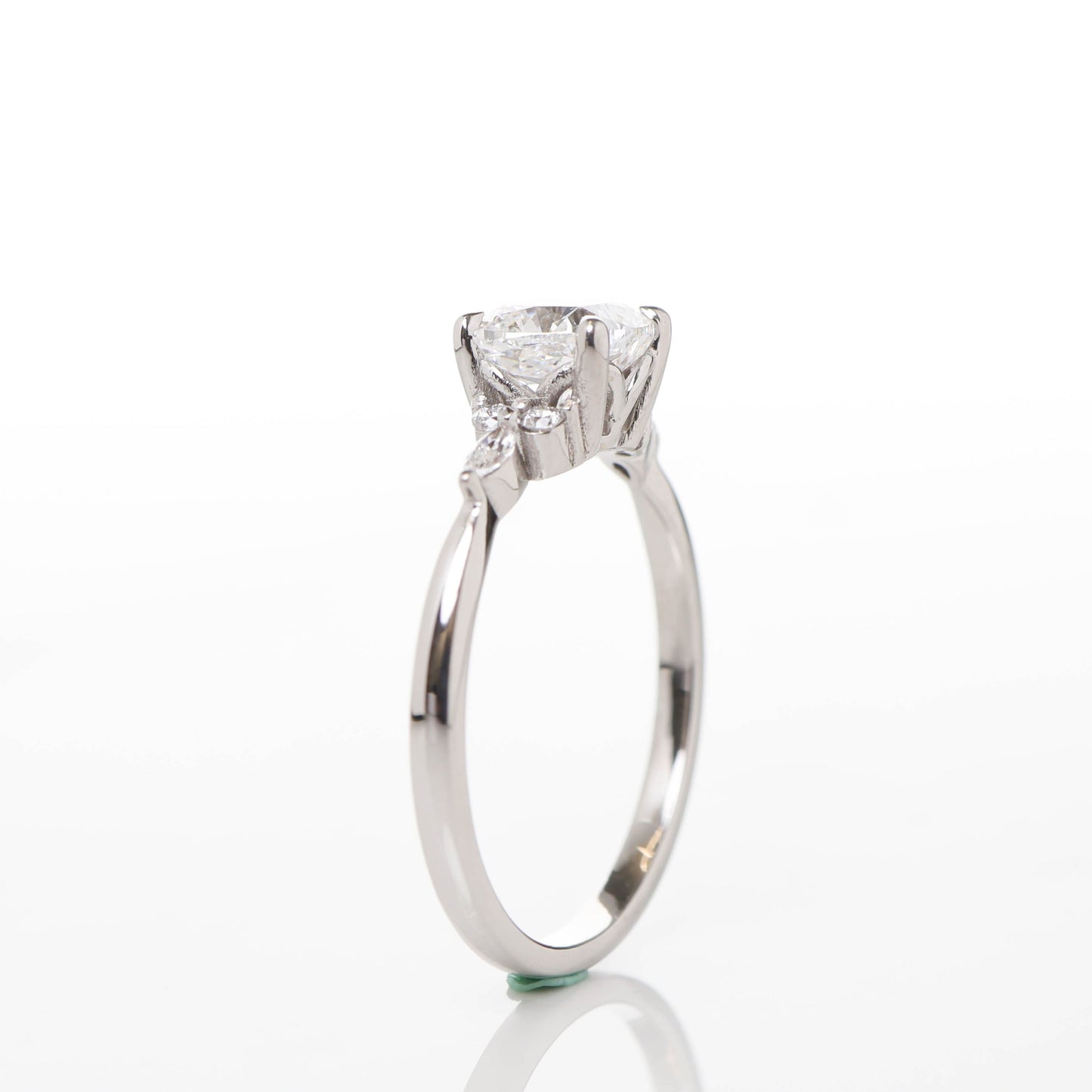 Peregrine Cushion 1-carat White Gold