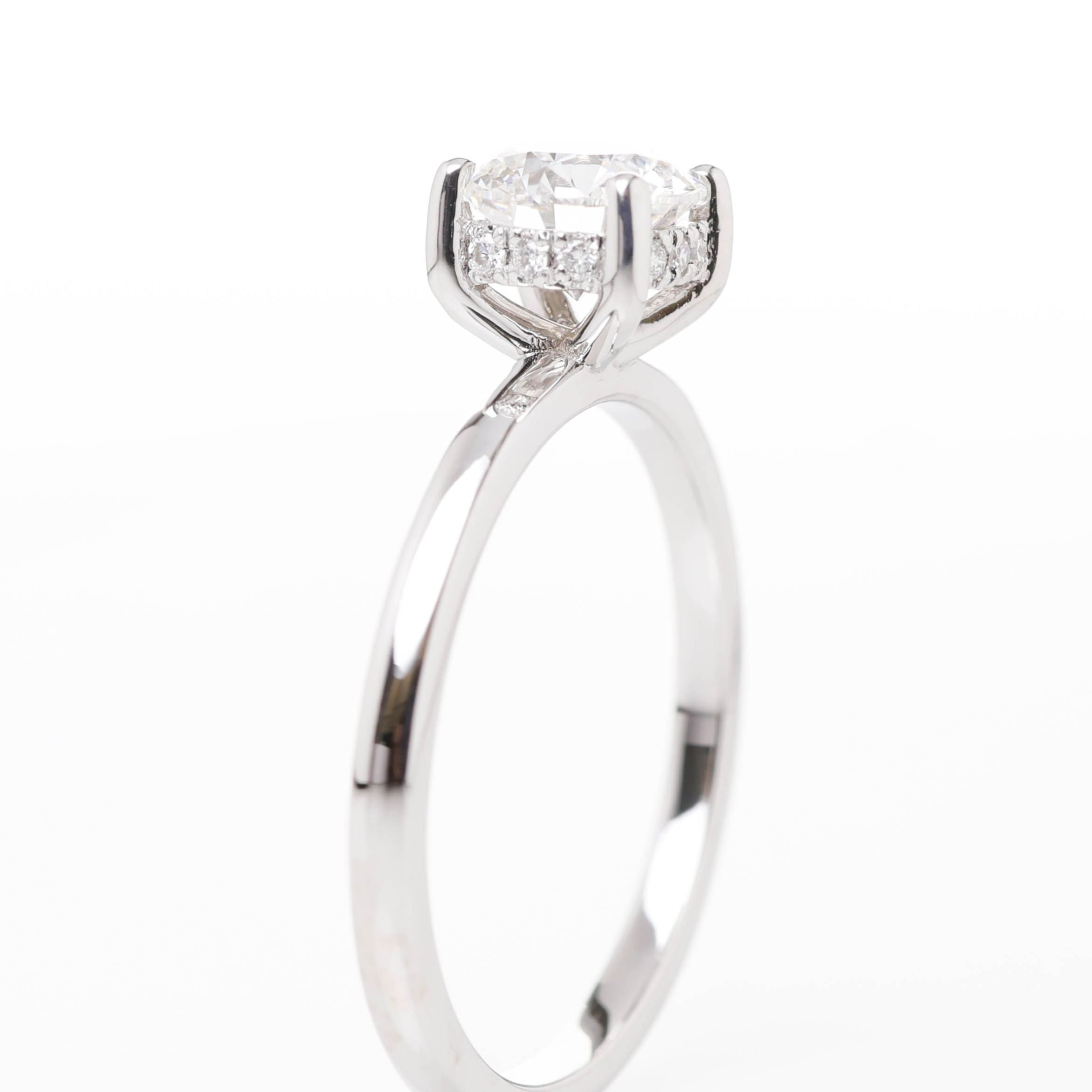 Strigifor 1-carat White Gold