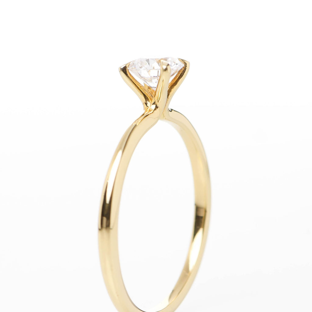 Delicate Iago 0.50-carat Yellow Gold