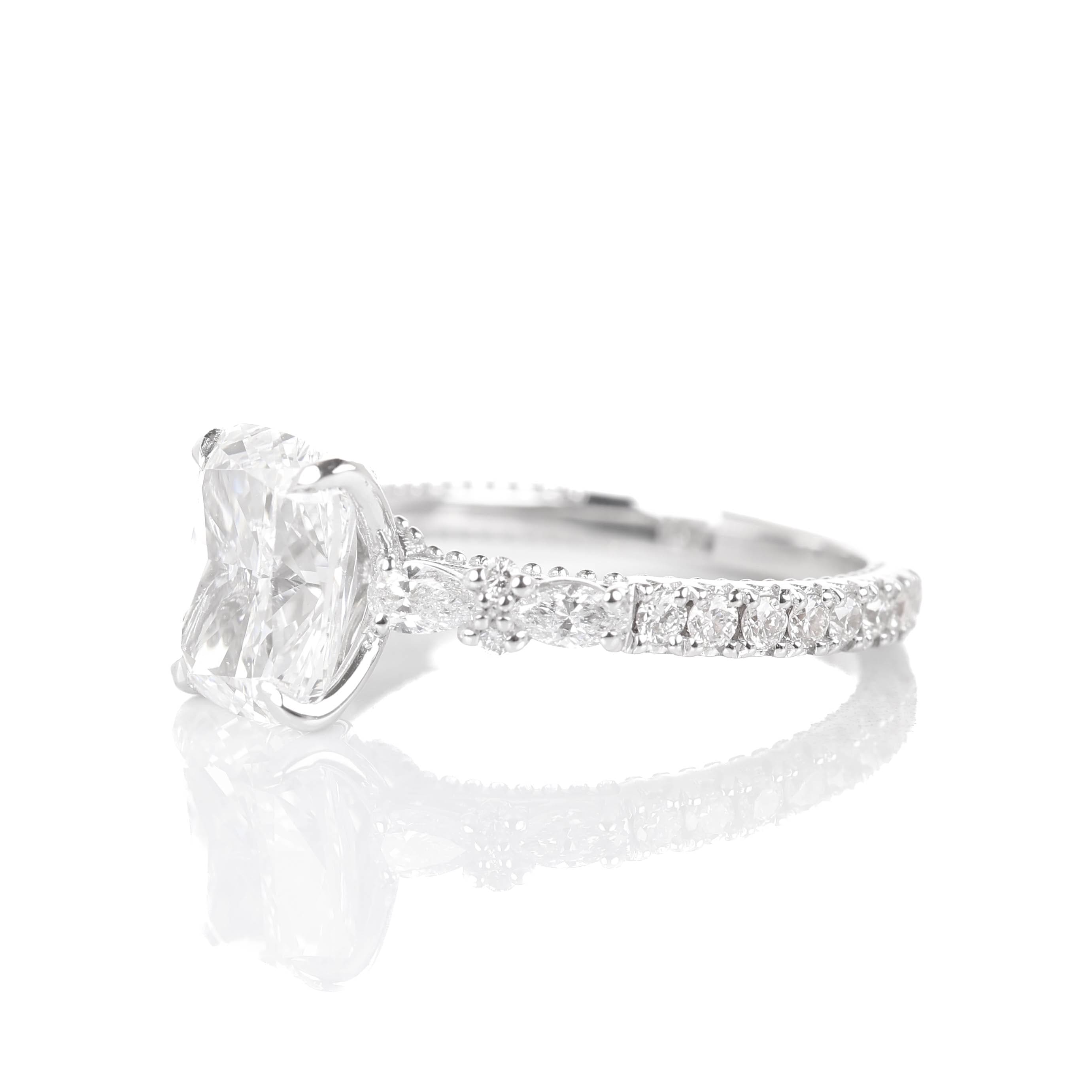 Munia Elongated Cushion 2-carat White Gold