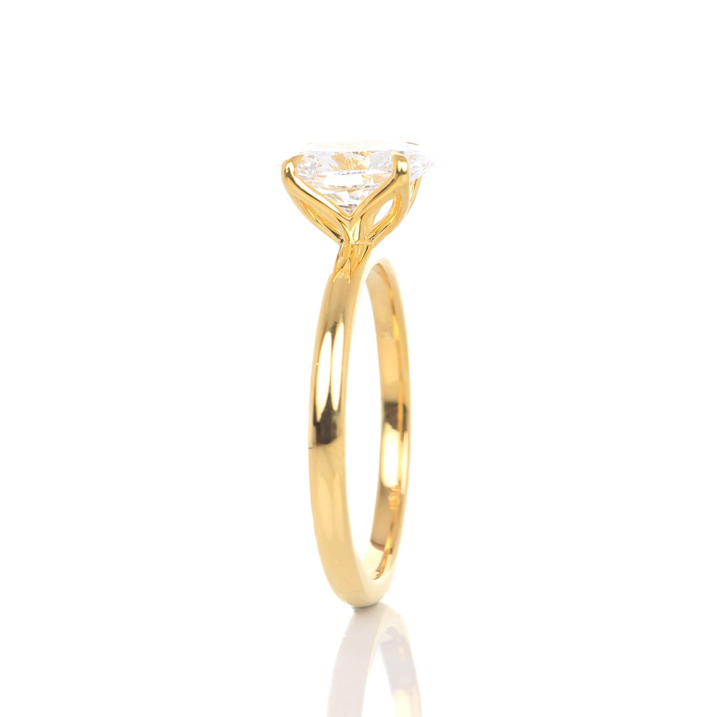 Hedwig Oval 1.50-carat Yellow Gold