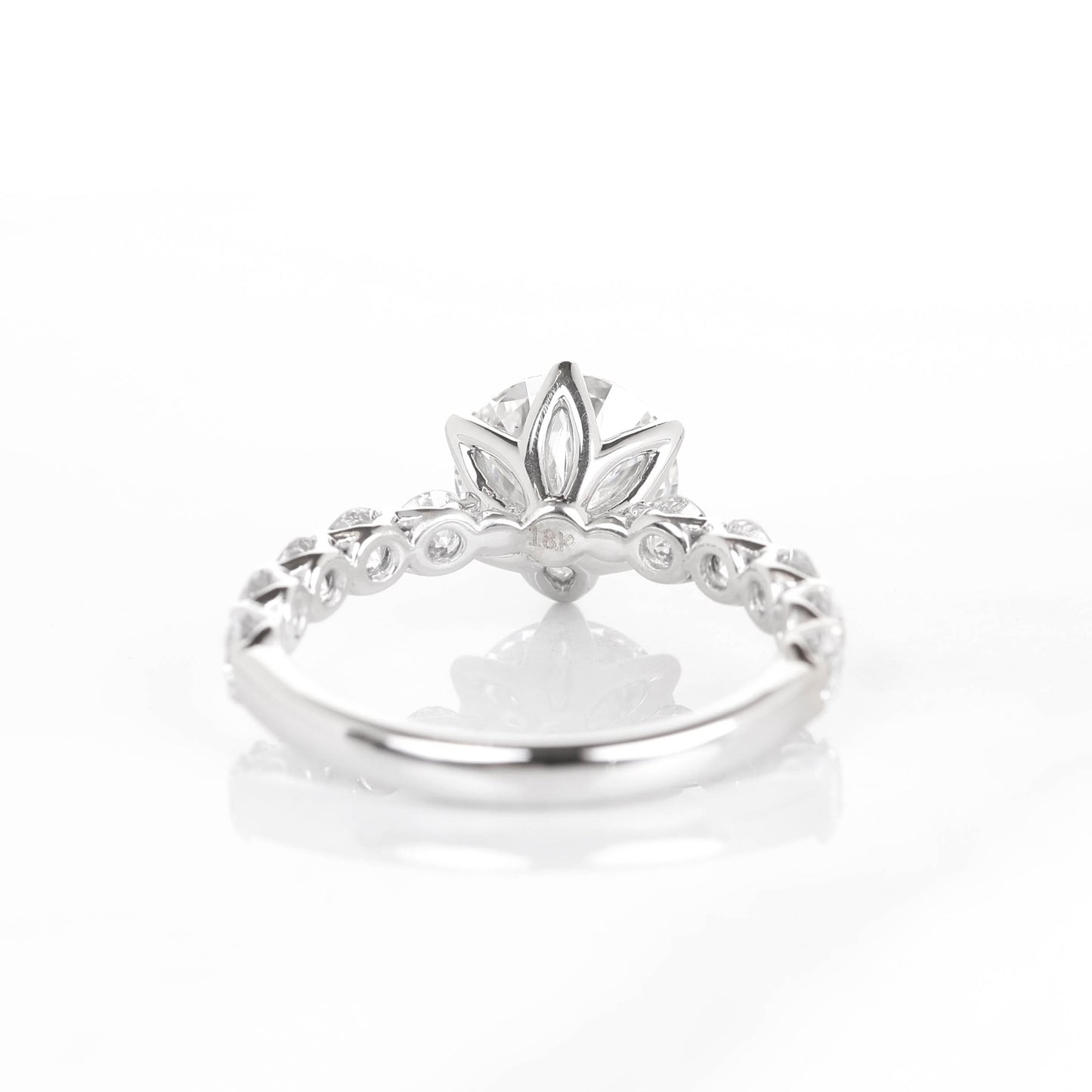 Serin 2-carat White Gold