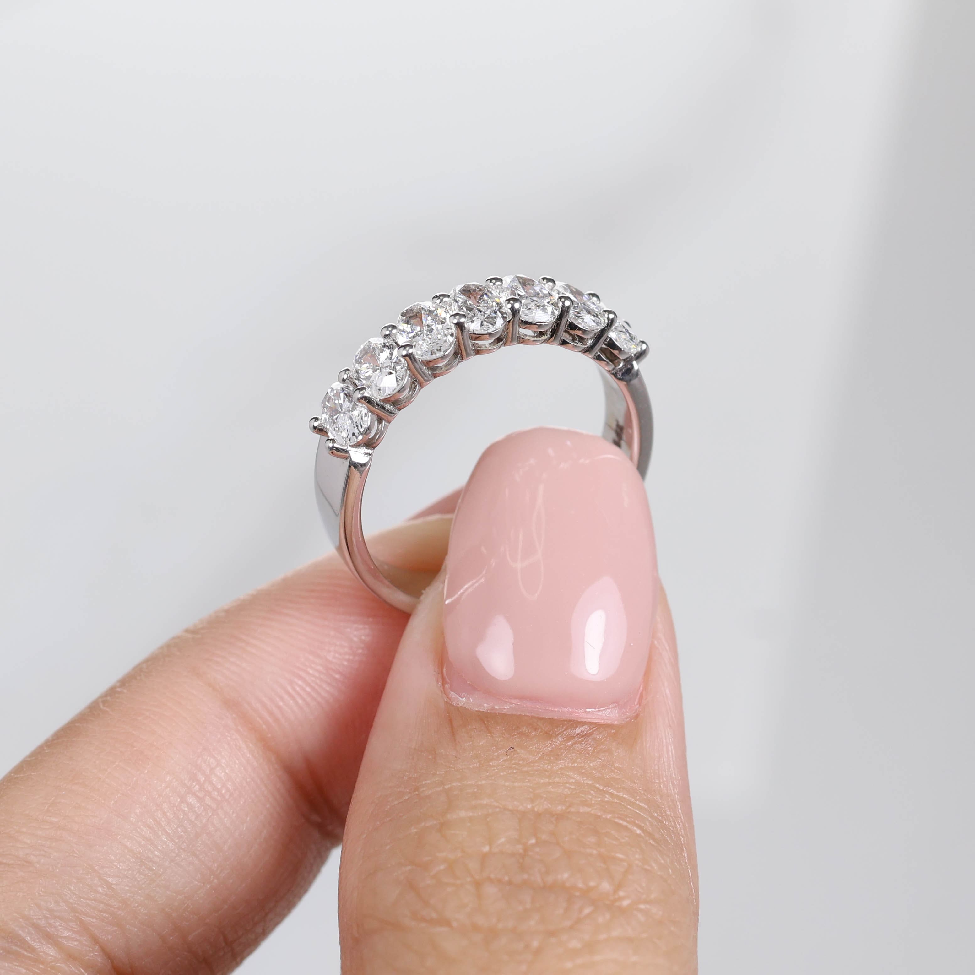 Jasmine Oval