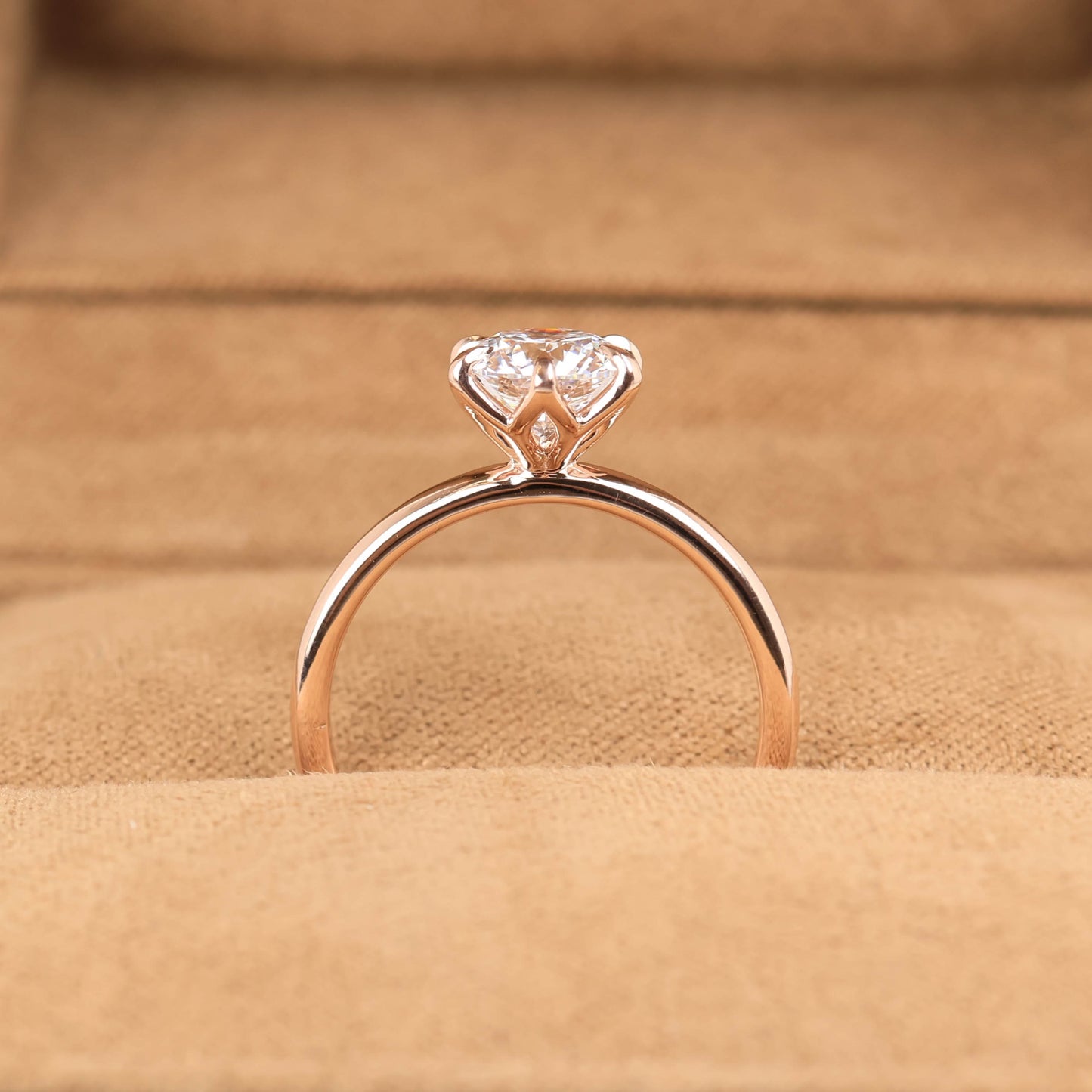Delicate Hedwig 1-carat Rose Gold