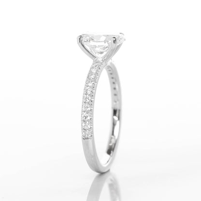 Delicate Blythe Oval 1-carat White Gold