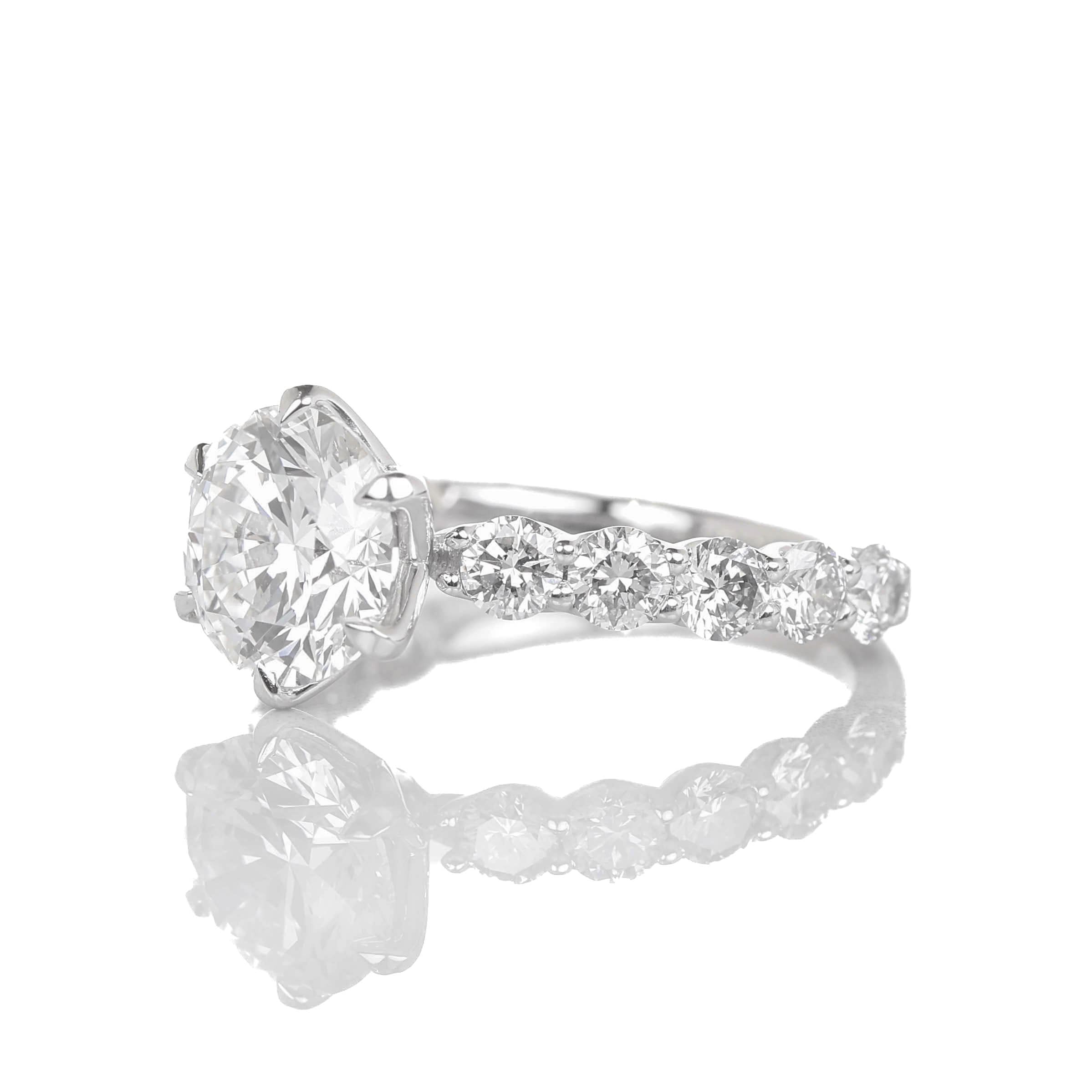 Serin 2-carat White Gold