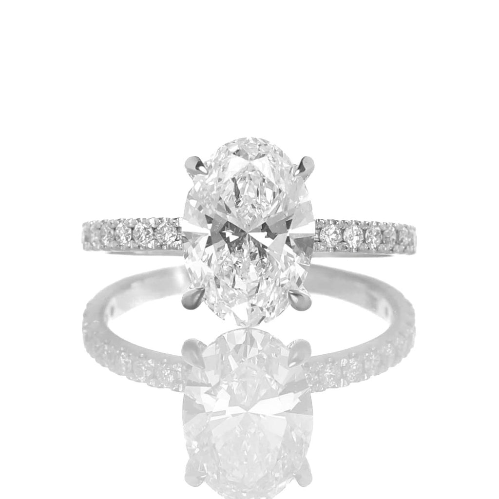 Altaria Oval 2-carats White Gold