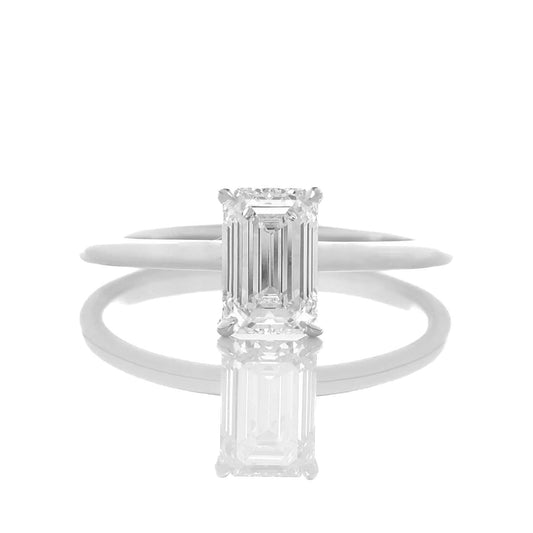 Delicate Iago Emerald 1-carat White Gold