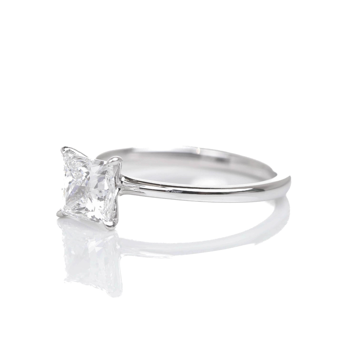 Delicate Iago Princess 1-carat White Gold