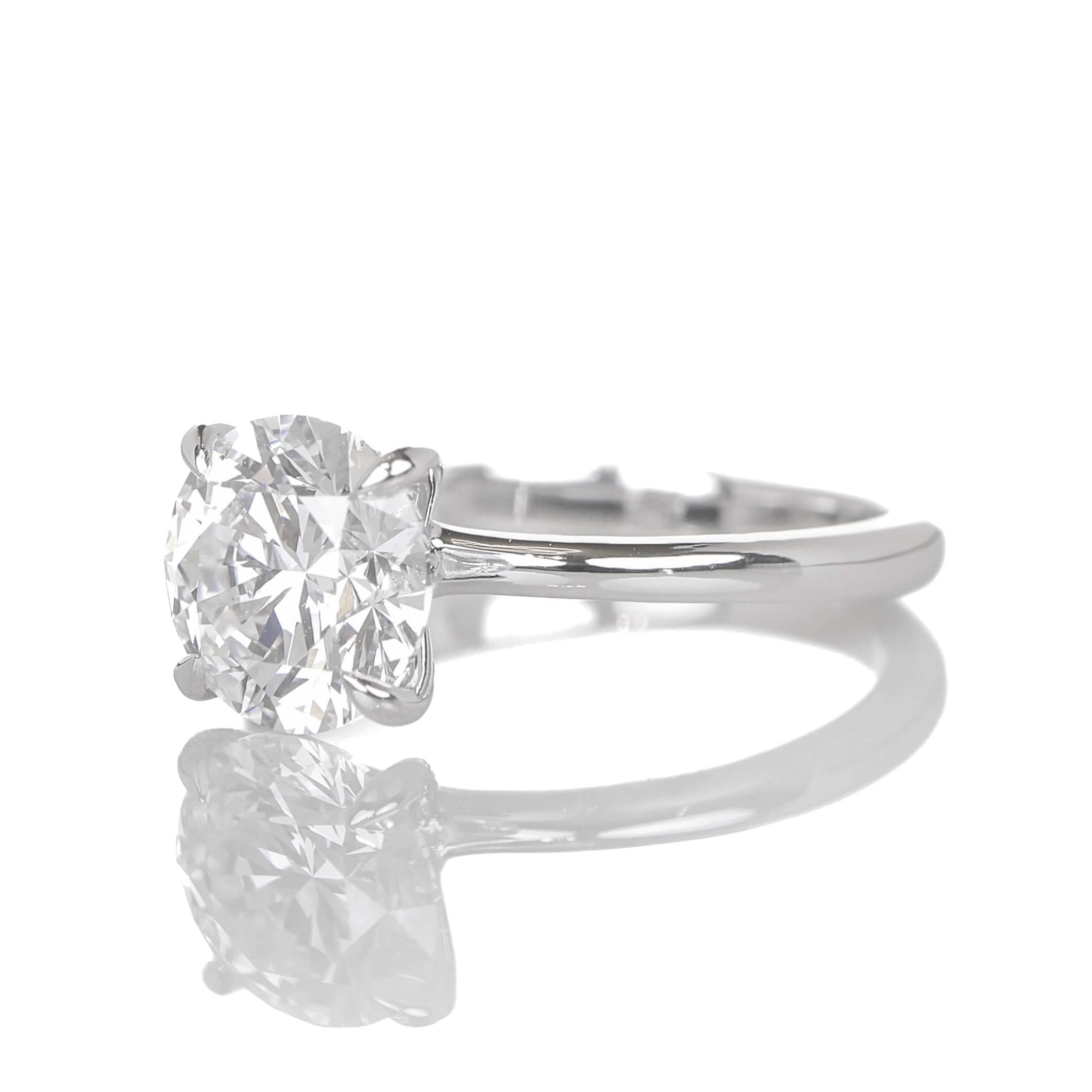 Iago Round 2-carat White Gold