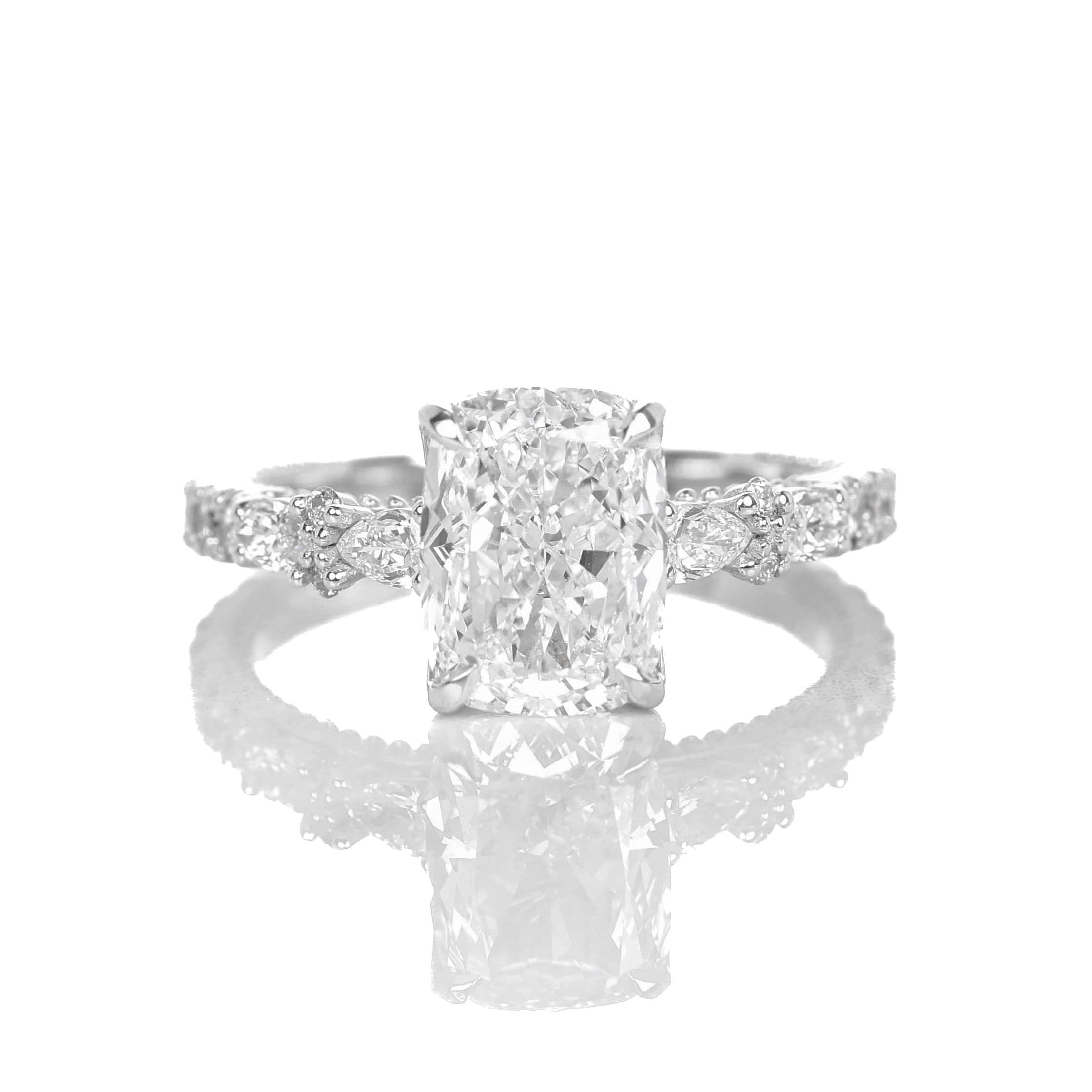 Munia Elongated Cushion 2-carat White Gold