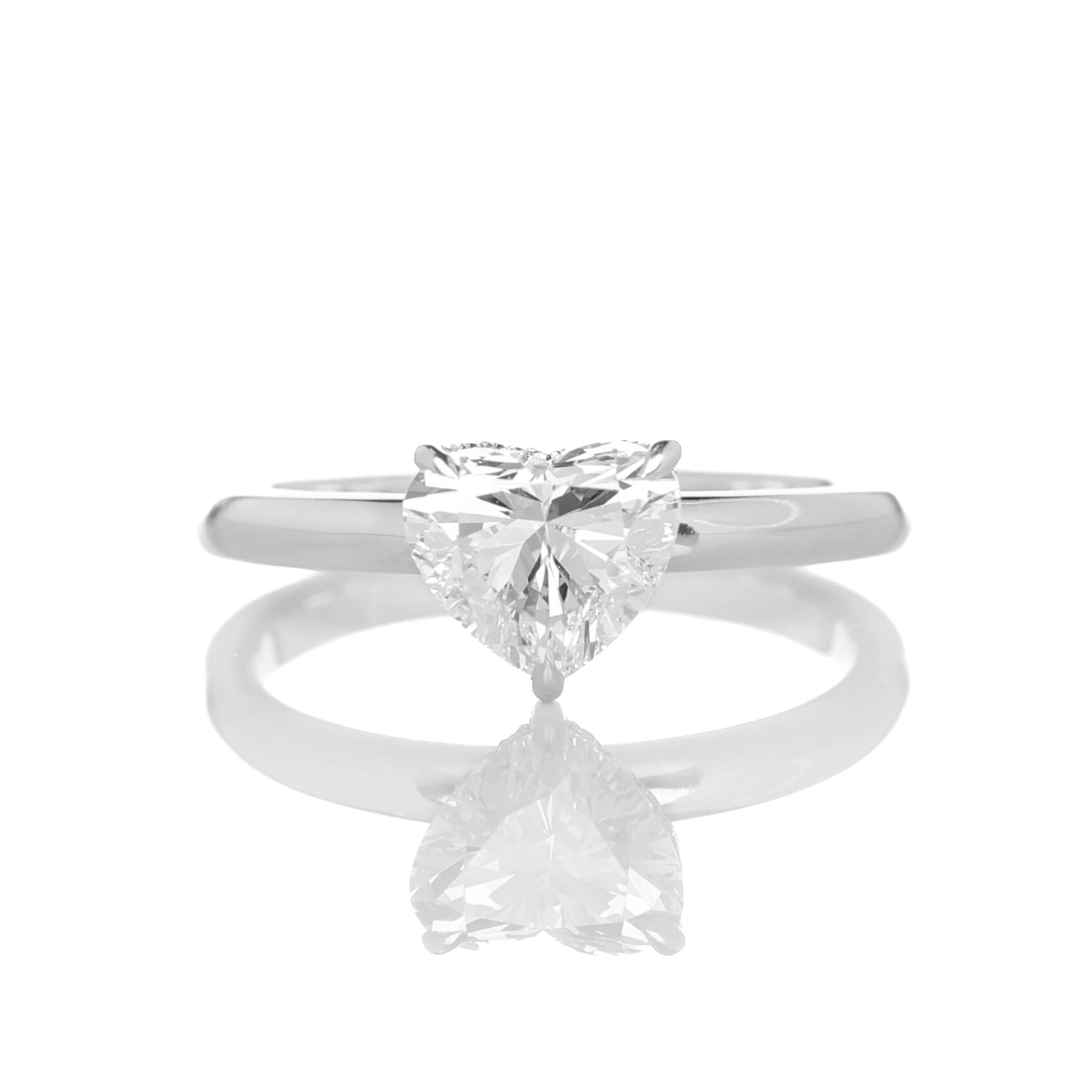 Strigifor Heart 1-carat White Gold